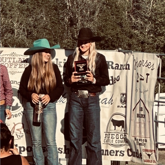 Meet your Posher, Mozzy - Picture 2 of 6